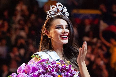 Последние твиты от catriona gray (@catrionaelisa). Three Stars and the Sun: Miss Universe Catriona Gray's ear cuff is her lucky charm - Interaksyon