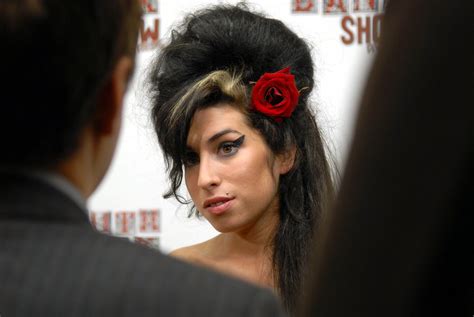 illamasqua amy winehouse kolekcija šminke