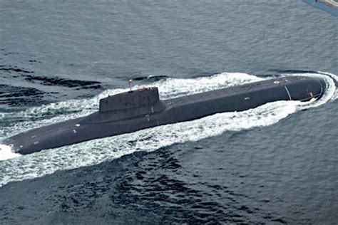 emiten alerta por movilización de submarino nuclear ruso