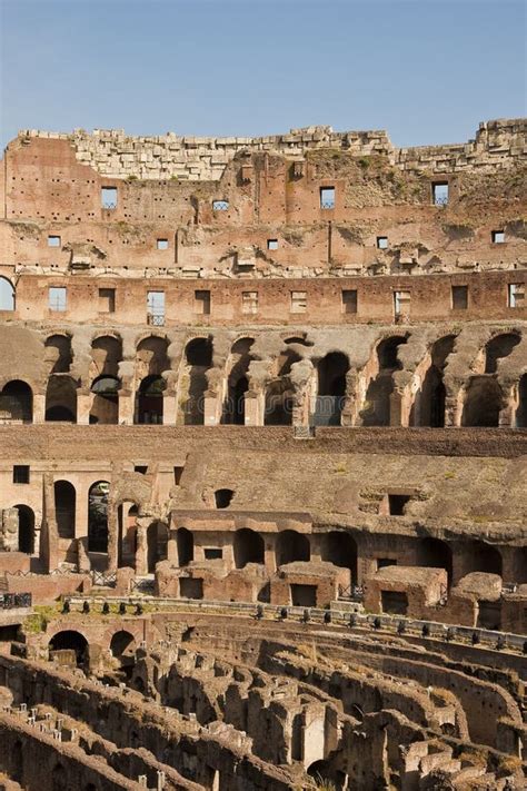 Allinterno Del Colosseo Antico Fotografia Stock Immagine Di Limite