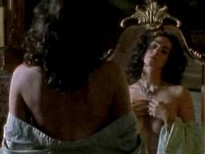 Neve McIntosh  nackt