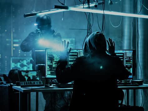 Anonymouslinked Hacker Takes Down 20 Of Dark Web