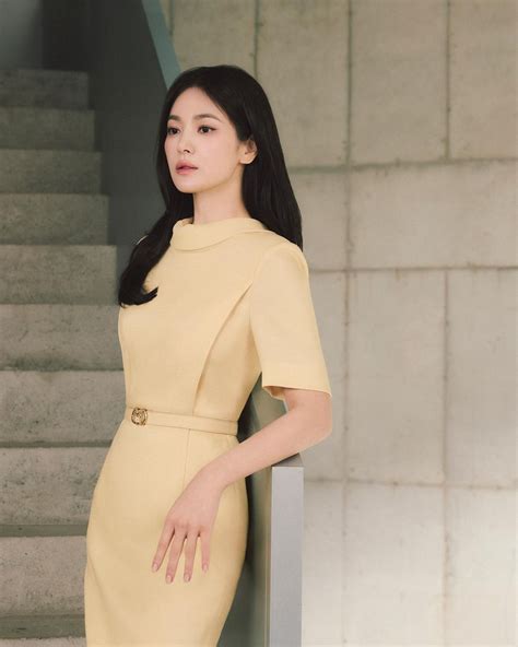Chosun Online 朝鮮日報 ソン・ヘギョ、無駄のないシルエット高級感漂う春の女神