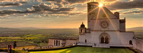 day trip to assisi from rome milesandmiles