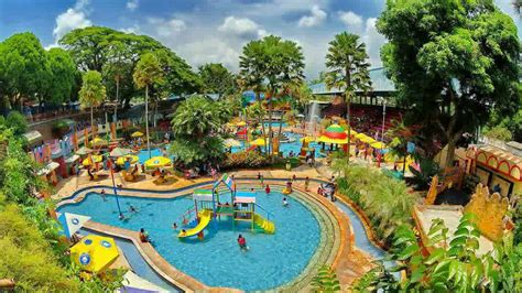Mitos pemandian air panas guci memiliki banyak khasiat yaitu satu diantaranya bisa menyembuhkan sejumlah penyakit. 10 Kolam Renang di Malang yg Tiket Masuknya Dibawah Rp. 50 ...