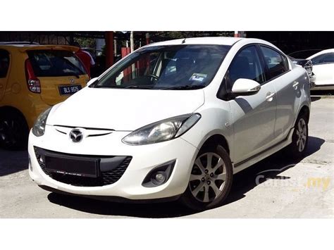 Mazda 2 sedan or 4 door version is available now in malaysia. Mazda 2 2012 V 1.5 in Selangor Automatic Sedan White for ...