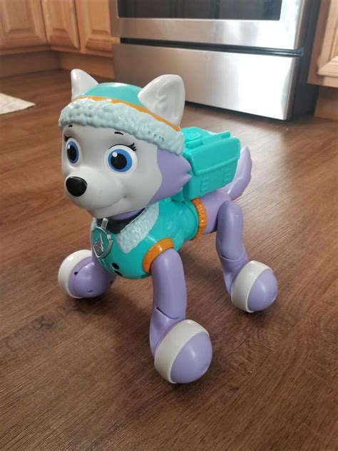 Paw Patrol Zoomer Everest Interactive Pup With Missions Sounds And