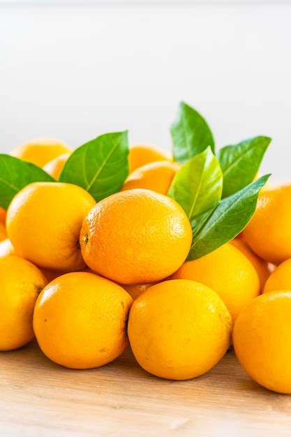 Free Photo Fresh Oranges Fruit On Table
