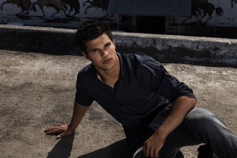 Taylor Game With Photos Taylor Lautner Fanpop Page 2