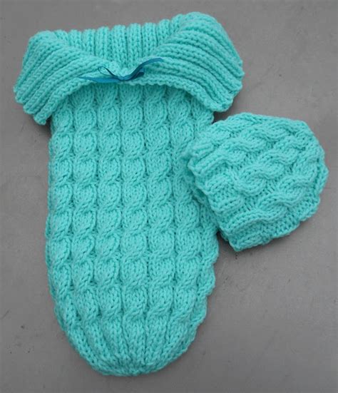 It's a bit of luxury for today's baby, writes hadley fierlinger in vintage knits for modern babies (ten speed press). Free sleeping bag Patterns ⋆ Knitting Bee (7 free knitting ...