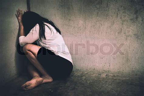 A Woman Sitting Alone And Depressed The Depression Woman Sit On The