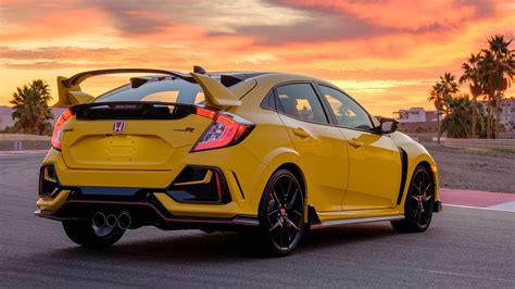 Fk8 honda civic type r launched in malaysia: Honda Civic Type R Limited Edition 2021 - Chiếc Civic KÍCH ...