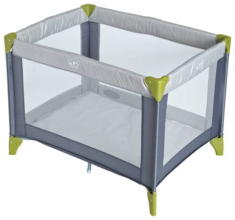 Be honest, it's something you didn't even know existed until you became a parent and we give you the travel cot, the portable crib, the basket bed … here's all the latest and all the best. The Advantages of a Travel Cot in 2020 | Travel cot, Cot ...