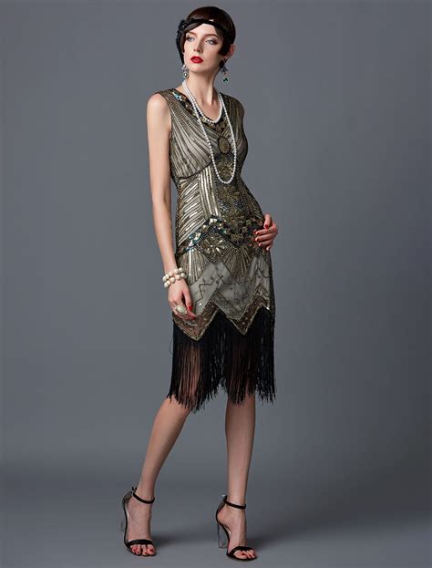 Great Gatsby Roaring 20s Outfits