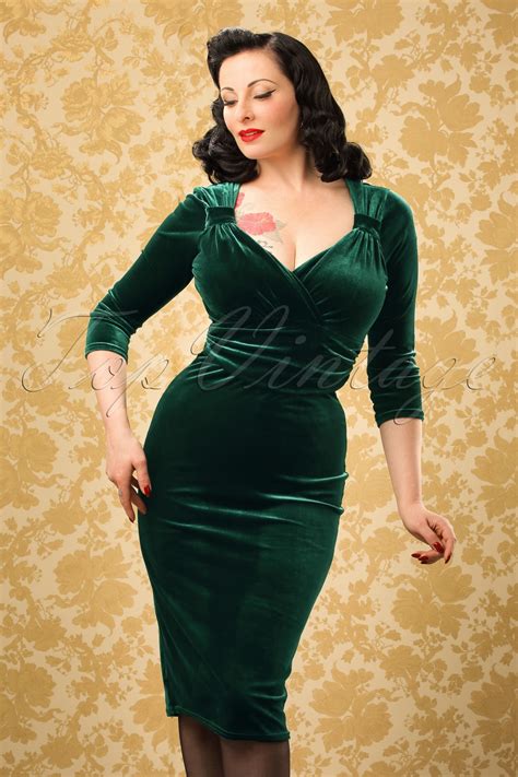 Topvintage Exclusive ~ 50s Annabelle Velvet Pencil Dress In Dark Green