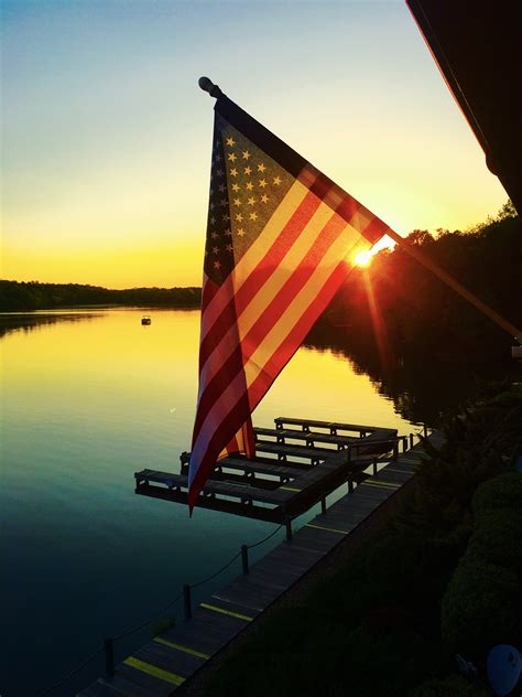 American Flag And A Sunset Beauty American Flag Beautiful Sunset