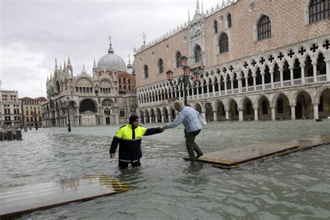Venice’s St Mark’s Square Closed Again As City Hit By Third Major