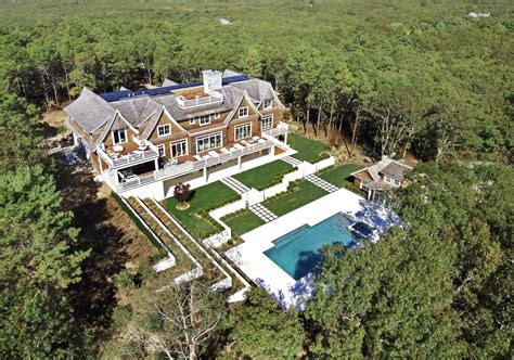 10 Million Shingle Style New Build In Water Mill New York Homes Of