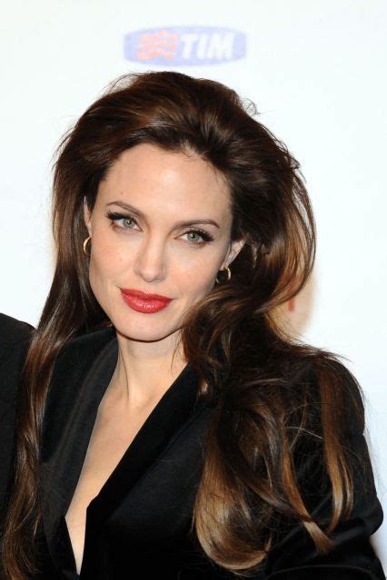 Angelina jolie is mostly seen sporting long hair in a natural brown color. Big hair tutorial Pulled / swept back hair with volume a ...