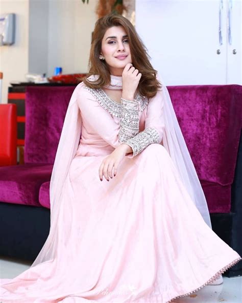 Latest Beautiful Clicks Of Actress Kubra Khan Reviewitpk