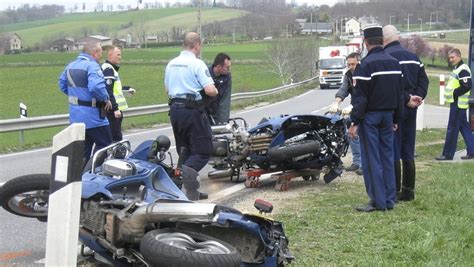 Maleville Deux motards de la gendarmerie blessés après s être percutés