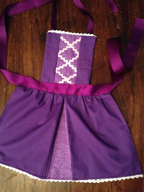 My Version Of A Rapunzel Apron For Dress Up Got The Idea From This