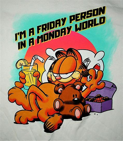 Garfield Cat Im A Friday Person In A Monday World T Shirt New Nos Size