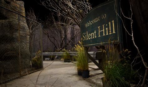 another great theme halloween haunted houses halloween horror nights silent hill