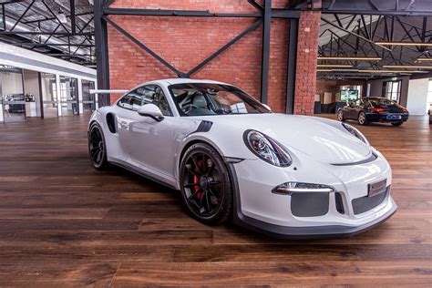 Porsche 911 Gt3rs Richmonds Classic And Prestige Cars Storage And