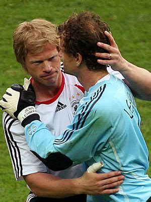 Oliver kahn bekommt den bambi. Pic!Spam Jens Lehmann/Oliver Kahn | Jens lehmann, Germany ...