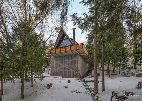 The docks listed on this page do not represent all of the docks that may be available for purchase. Groovy A-Frame | Lake Arrowhead | Rent this location on ...