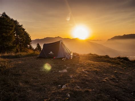 Find the perfect mountain camping stock photos and editorial news pictures from getty images. 500+ Camping Images HD | Download Free Images on Unsplash
