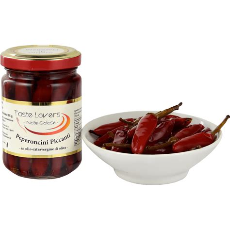Tutto quel che c'è da sapere sul mondo del peperoncino piccante e delle sue varietà. Peperoncini Piccanti Calabresi | Vendita Online Note Golose