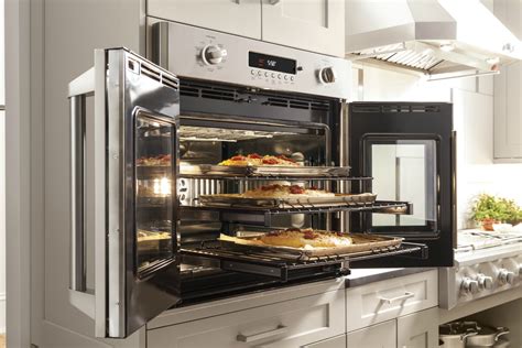 Easily control your oven via the bright lcd touch controls. Monogram Appliances | MONTECRISTO