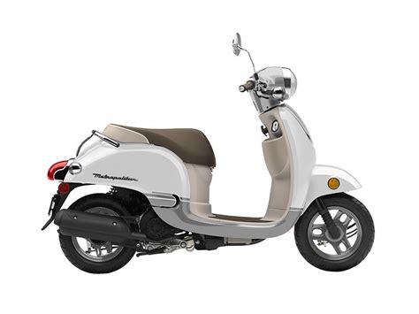 2016 honda metropolitan, 2016 honda® metropolitan® more stylish and more fun than ever. Scooters for sale in Fort Myers, Florida