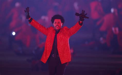 The weeknd has kept us guessing for months. Memes en grapjes na memorabele pauzeshow The Weeknd Super Bowl