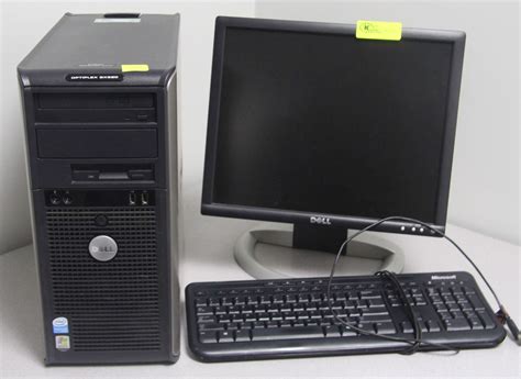 Dell Optiplex Gx820 Computer With Monitor