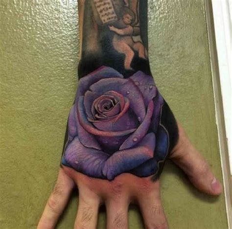 Lista 104 Foto Tatuaje De Una Rosa En La Mano Cena Hermosa