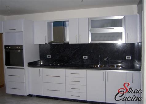 El uso de estas formicas es muy demandado en estos días, ya que ofrece un estilo incomparable y formica para cocinas. Cocina Formica Blanca | cocina | Pinterest