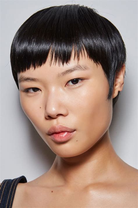 The 6 Top Hair Trends Of 2024 According To The Experts