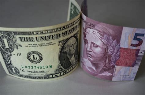 Quanto E Mil Dolares