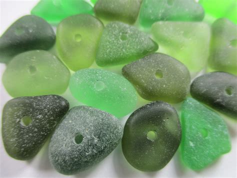 Genuine Sea Glass 14 Mm 15 Mm Beads 20 Green Shades Center Etsy