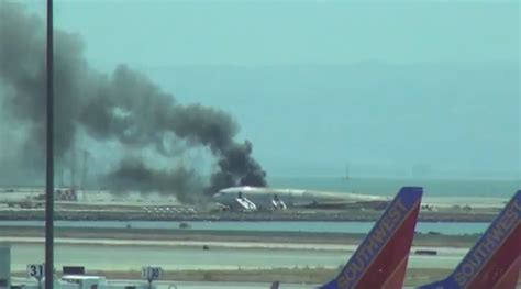 2 Dead 182 Injured In Boeing 777 Crash At San Francisco International