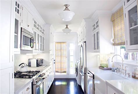May 19, 2018 · washing machines can be incorporated in the kitchen cabinets below the sink or you can even make a separate compartment for your washing machine and do the required arrangements for it. 65 Best Ideas To Place Washing Machine In The Kitchen ...