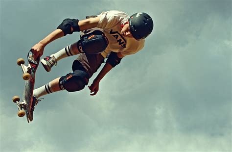 Banco De Imagens Homem Céu Borda Dom Skate Garoto Saltar Saltando Esporte Radical