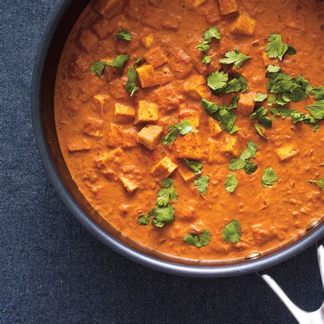 Le kit poulet tikka massala contenant le riz, les épices, le chutney. Tofu façon poulet au beurre | Ricardo | Recipe in 2020 ...