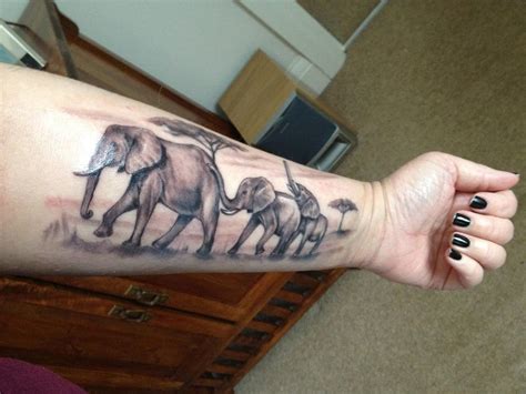 20+ lovely tattoos that represent family. Tattoos that Represent Love for Family