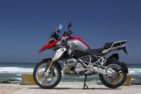 There are 73 old bmw motorcycle for sale on etsy, and they cost $37.27 on average. BMW R1200 GS LC | Old motorcycles, Motorcycle, Bmw