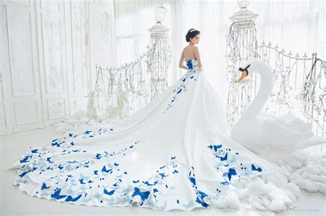 Dresses for girls,party dresses,wedding dresses,prom dresses,maybe the best dress websites for women. This beautiful gown from Abineri Designs featuring unique ...