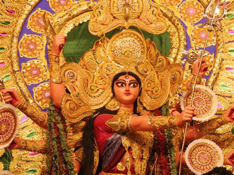 Durga Puja 2019 From Dum Dum Park To Suruchi Sangha Here Are Some